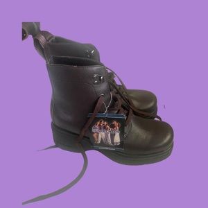Vintage 90s platform skechers boots with tags